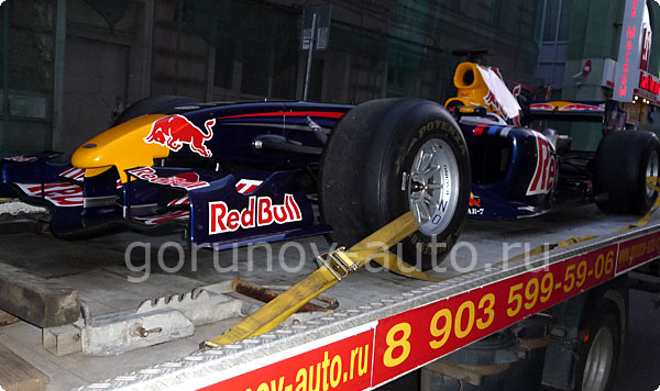 Болид Red Bull Racing (Formula 1) на эвакуаторе Горюнов-Авто (фото 4)